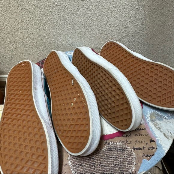 Vans Bundle - Picture 3 of 5